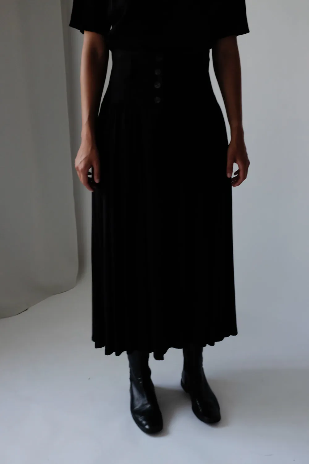 0057_BLACK RENE LEZARD PLEATED HIGH WAIST SKIRT