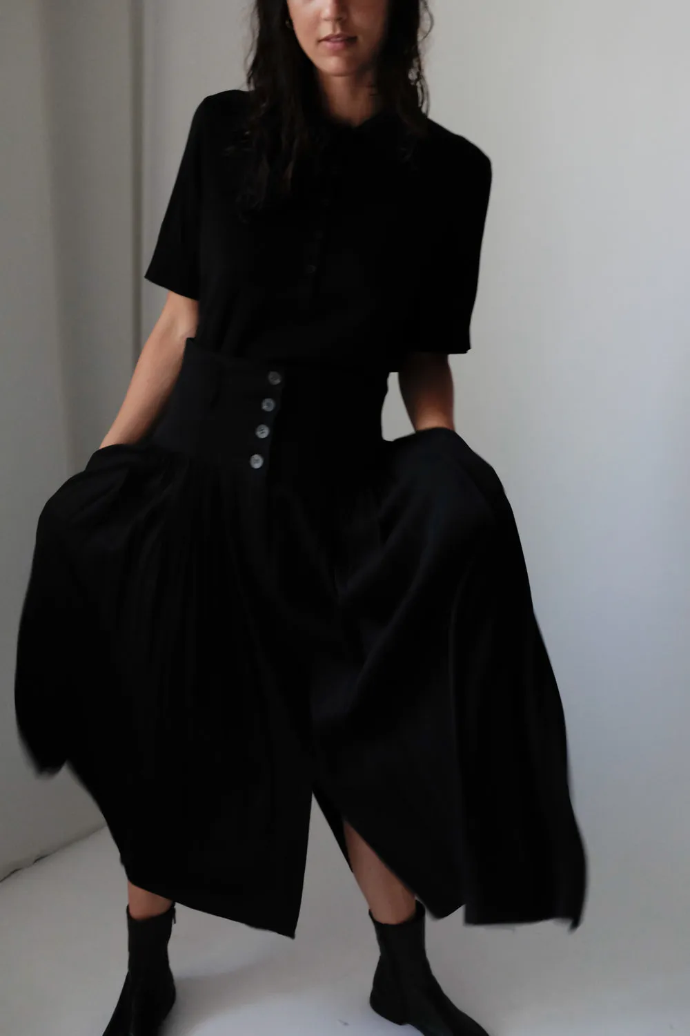 0057_BLACK RENE LEZARD PLEATED HIGH WAIST SKIRT