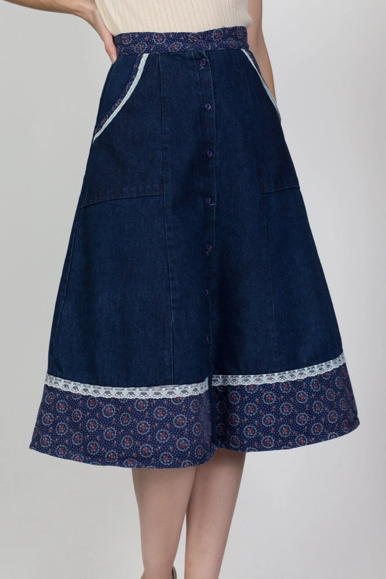 70s Boho Denim Floral Lace Trim Skirt - Extra Small, 24"