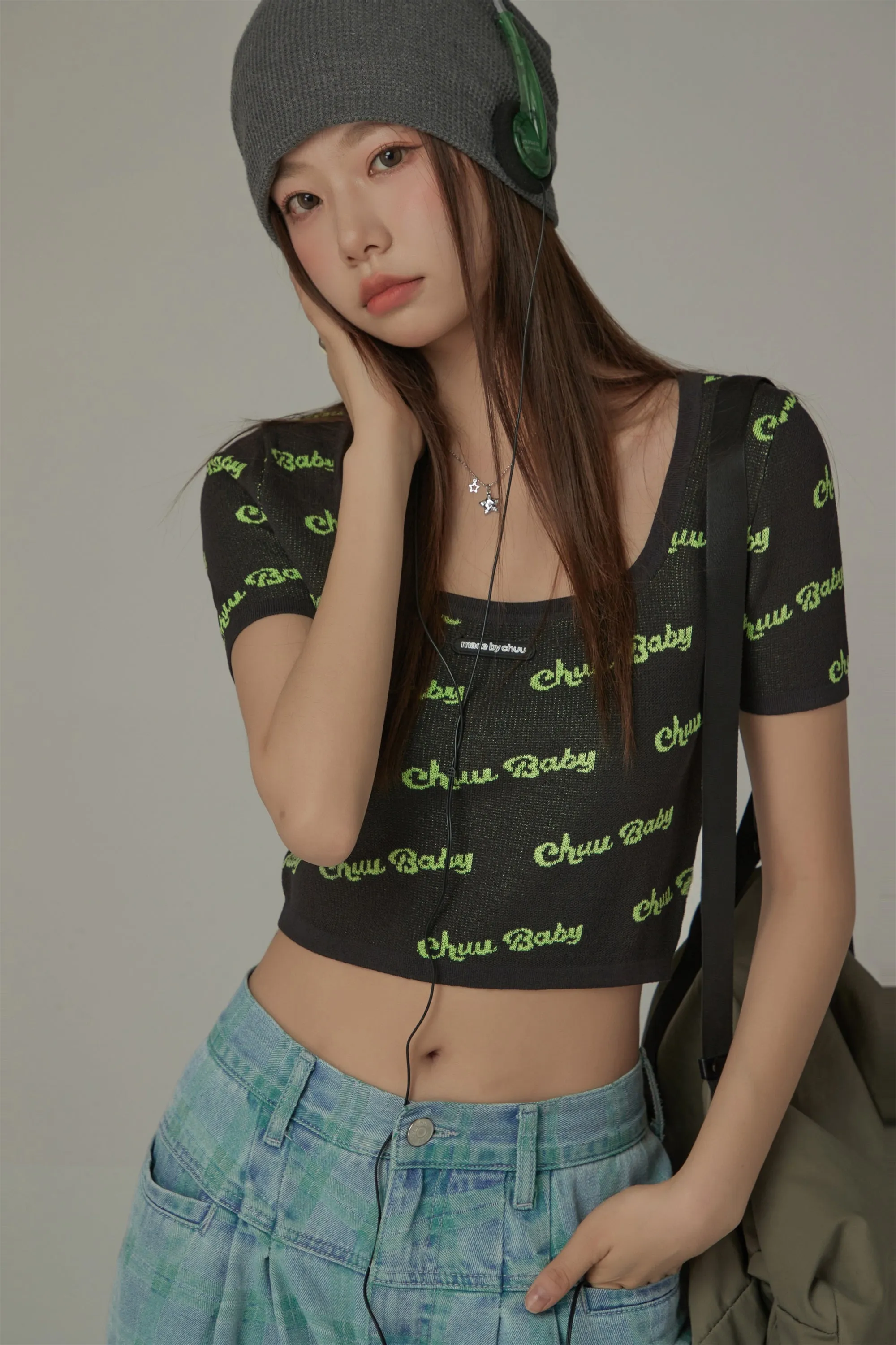 Chuu Baby Cropped Knit Top