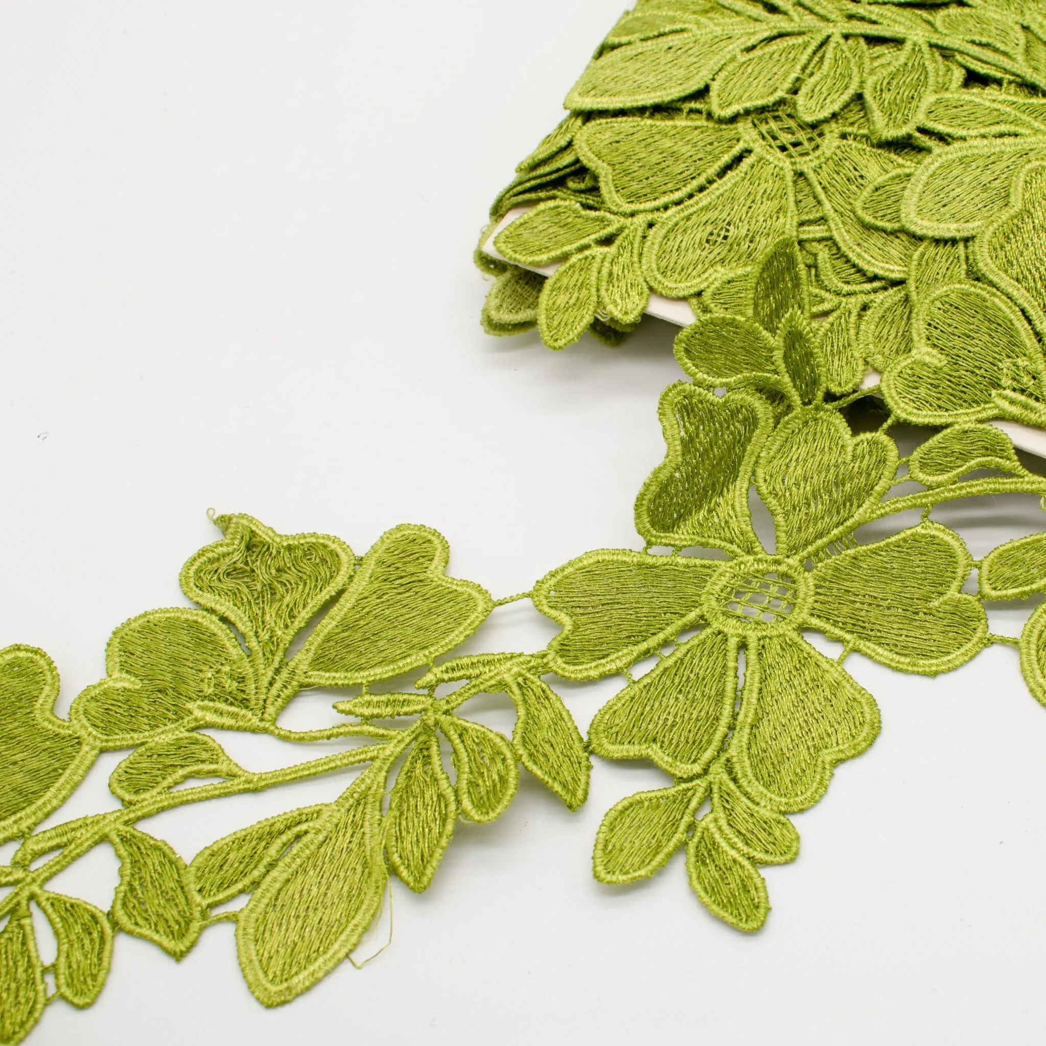 Floral Vine Lace Trim 115mm