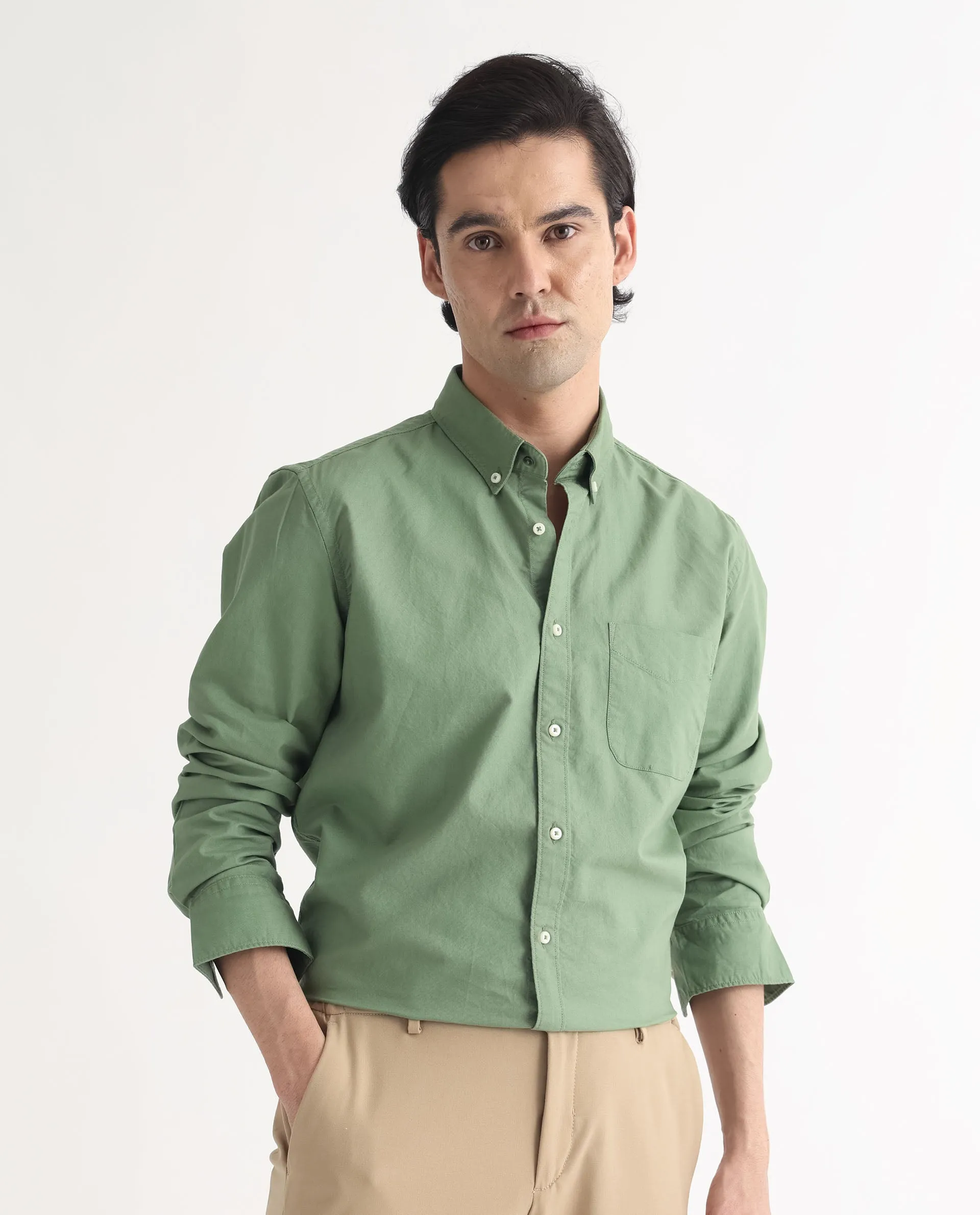 Rare Rabbit Men's Auxfo Green Cotton Fabric Full Sleeves Solid Shirt