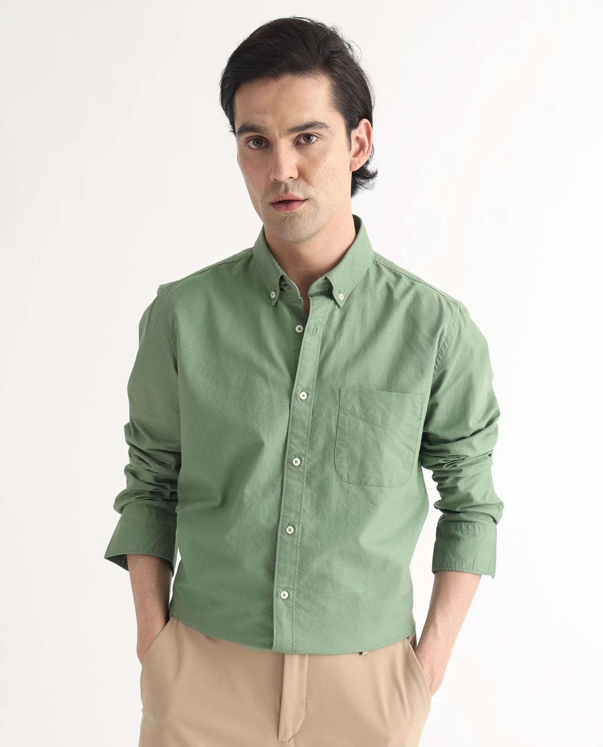 Rare Rabbit Men's Auxfo Green Cotton Fabric Full Sleeves Solid Shirt