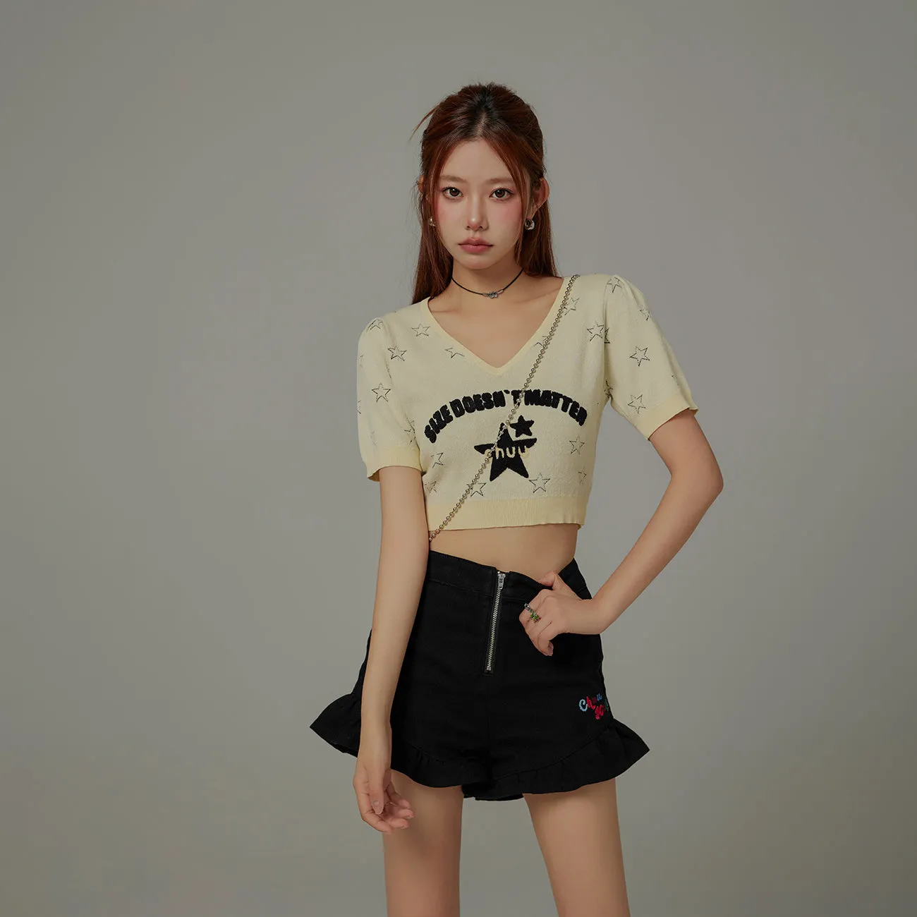 Size Doesnt Matter Chuu Star V-Neck Puff Knit Top