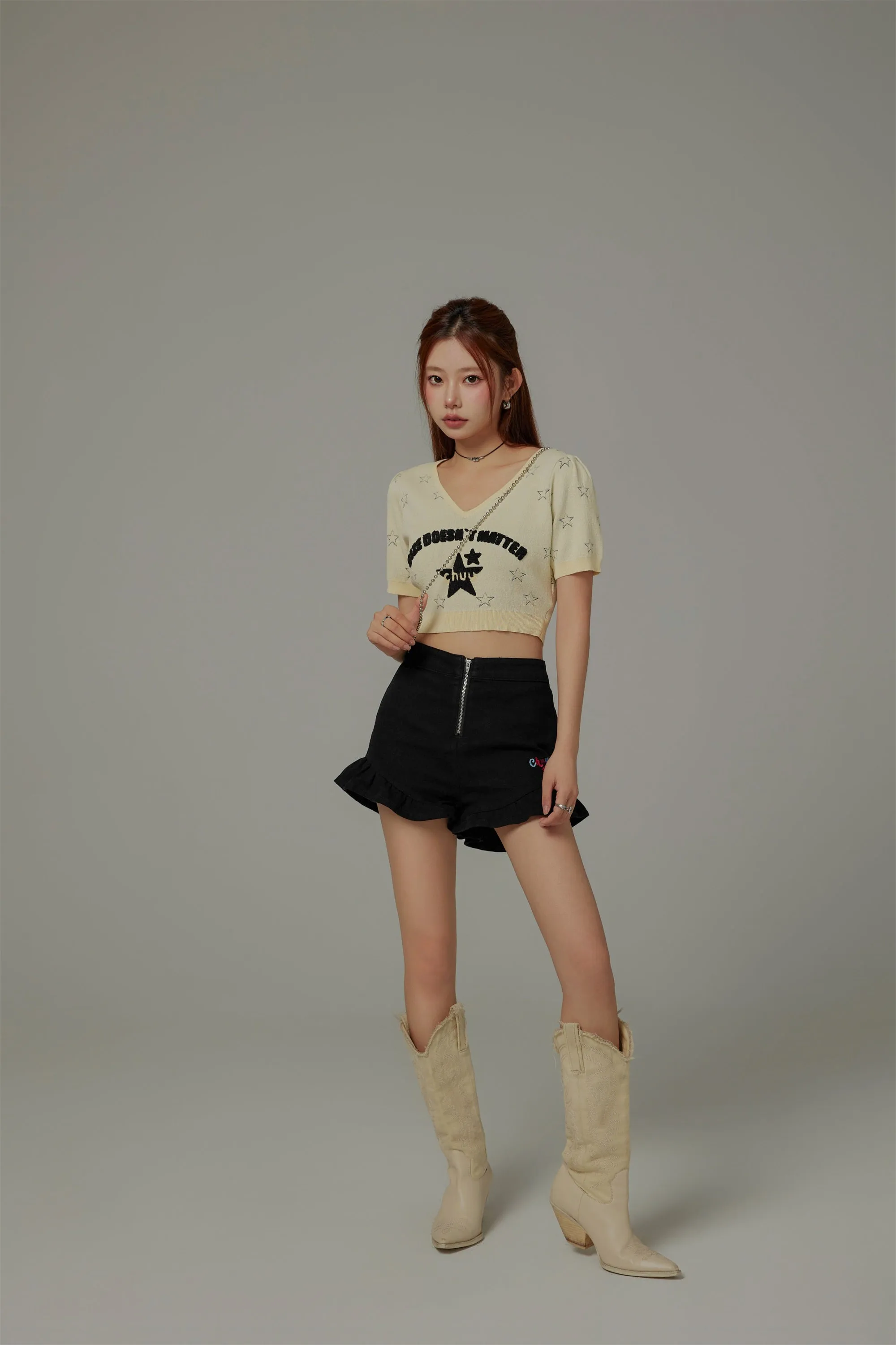 Size Doesnt Matter Chuu Star V-Neck Puff Knit Top