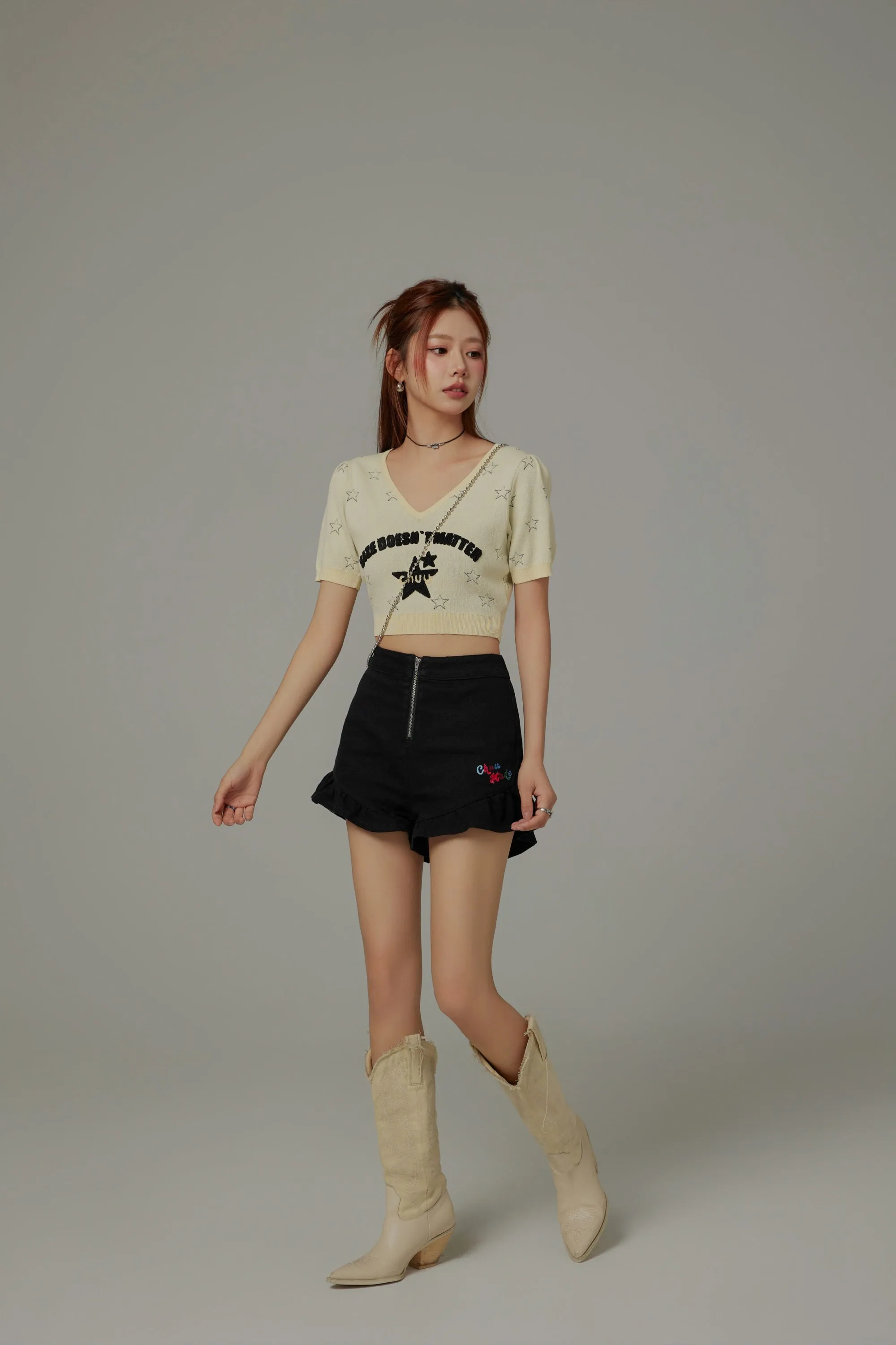 Size Doesnt Matter Chuu Star V-Neck Puff Knit Top